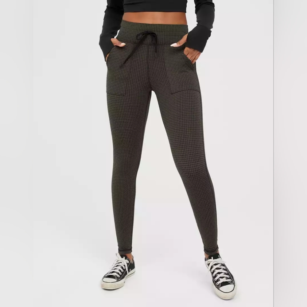 Aerie Houndstooth Drawcord Legging in Nomad Olive